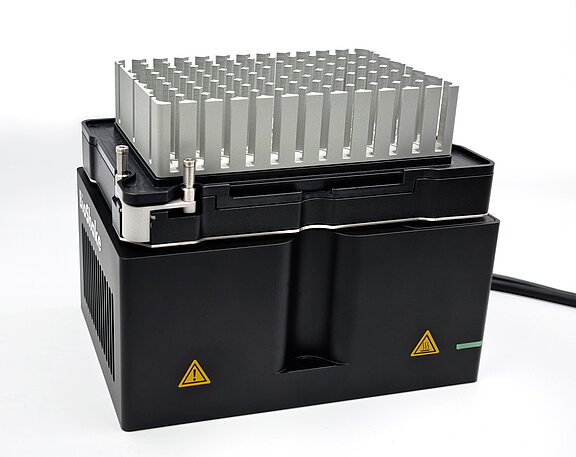 BioShake Q1 | Professional heater-cooler shaker for microplates BioShake Q1 | Professional heater-cooler shaker for microplates